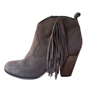 Steve Madden Cian Suede Fringe Booties Taupe Western Heeled Ankle Boots 7